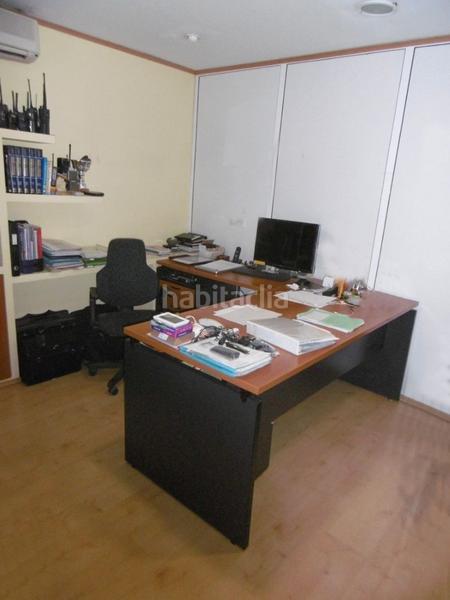 Foto 577f2809-e120-4d9e-a9ff-844b21434d07. Local comercial en n/a local comercial junto fc macia en Terrassa