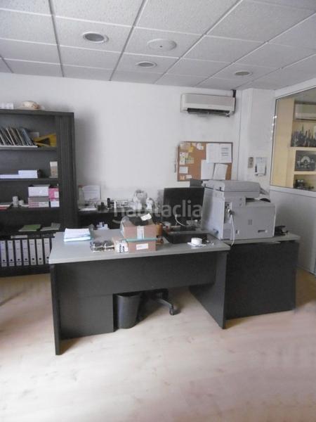 Foto 5bace5ca-6f38-4549-8e37-1b00a75aac27. Local comercial en n/a local comercial junto fc macia en Terrassa