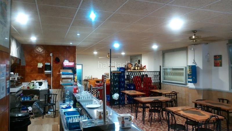 Foto df706016-82e4-4aa5-a0fa-bababbff0445. Local comercial en carrer de girona 199 local comercial junto a rambla francesc macià en Terrassa