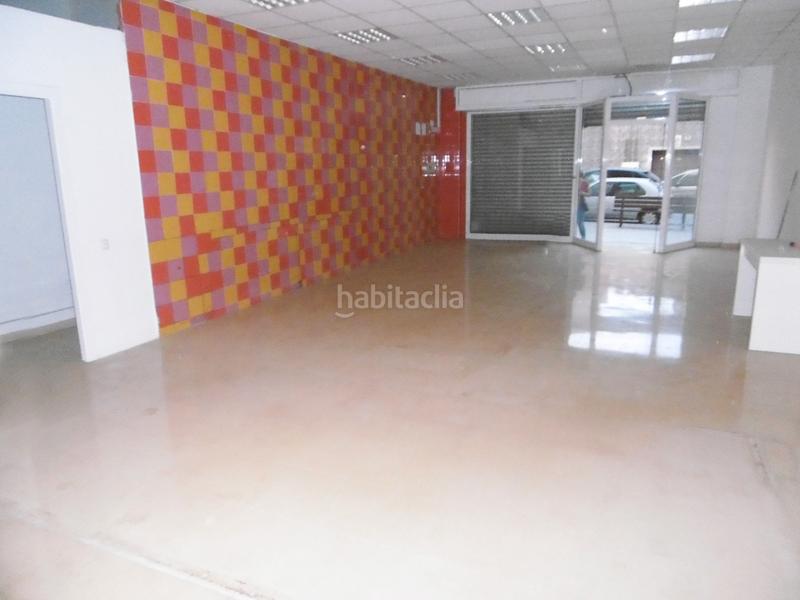 Foto 95768af9-0407-439e-bc1b-e47db25cff21. Local comercial a Sant Pere Nord Terrassa