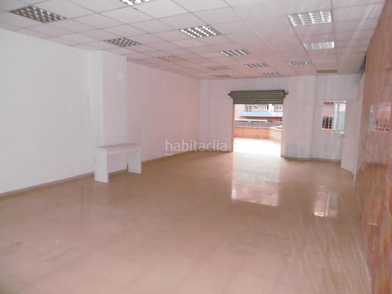 Foto ab2e1ad2-6492-481d-b127-7f85c5d83389. Local comercial a Sant Pere Nord Terrassa