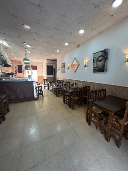 Foto dd3aca24-4b87-42f3-9972-7fd6e2905b5f. Local comercial local con terraza junto a plaza 1 de mayo. en Terrassa