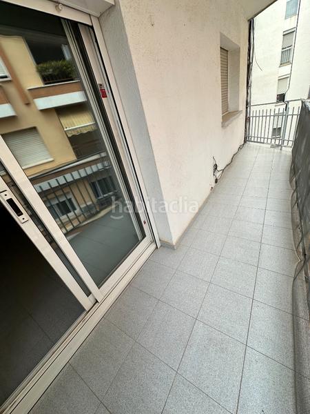 Foto 2fea8512-3929-45c0-b8f4-891d3bf10b57. Piso junto rambla francesc macià en Sant Pere Nord Terrassa