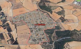 Wohngrundstück in Carrer clavell 4. Terreno residencial en alzineta
