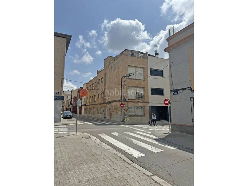 Foto 9df54173-f7a5-4650-ae2f-2d0c2de4f35f. Dúplex en calle carrer de cervantes 55 en Barri del Centre Terrassa