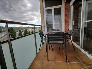 Pis  Calle avinguda de santa eul�lia