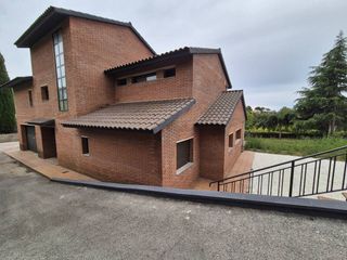 Rent Chalet  Calle llorer. Espectacular vivienda unifamiliar en alquiler!