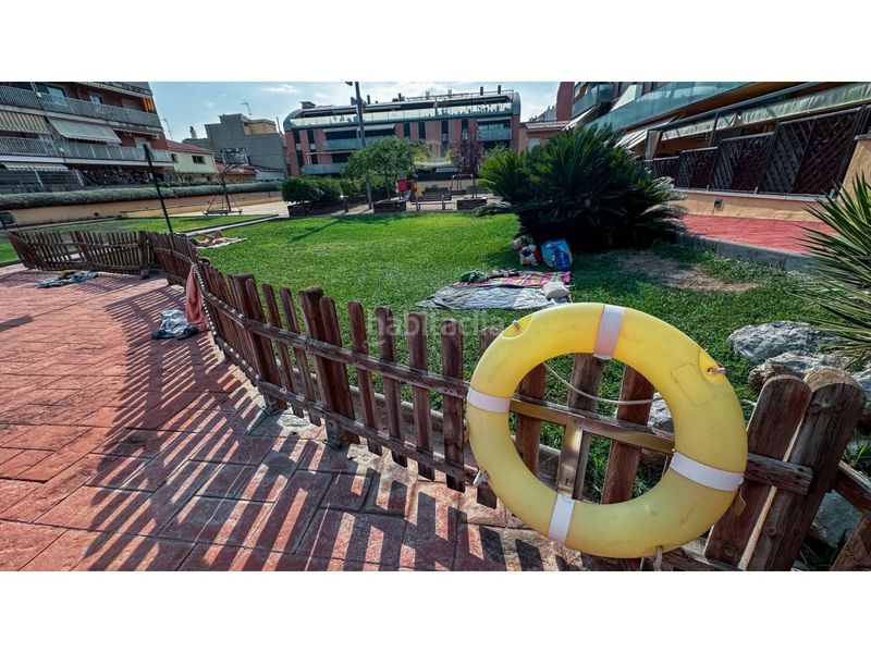 Foto d3fc3980-0db8-44f3-b148-d053d80407b5. Pis amb calefacció aparcament piscina a Zona Esportiva Terrassa