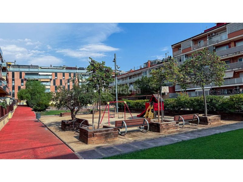 Foto fc0af1ce-7b45-4800-bc58-440680114d9d. Pis amb calefacció aparcament piscina a Zona Esportiva Terrassa