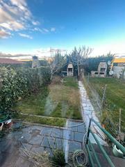 Maison jumelée à Galindo y Perahuy. Chalet adosado con piscina comunitaria en la rad i