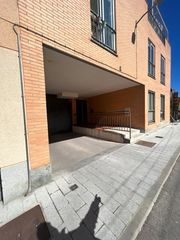 Aparcament cotxe en Villares de la Reina. Se vende plaza de garaje en villares de la reina
