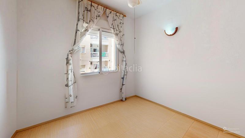 Foto 02837e5f-b56f-417b-9b90-1c169040a027. Piso  en venta en calle san pascual en Antonio Machado Torrevieja