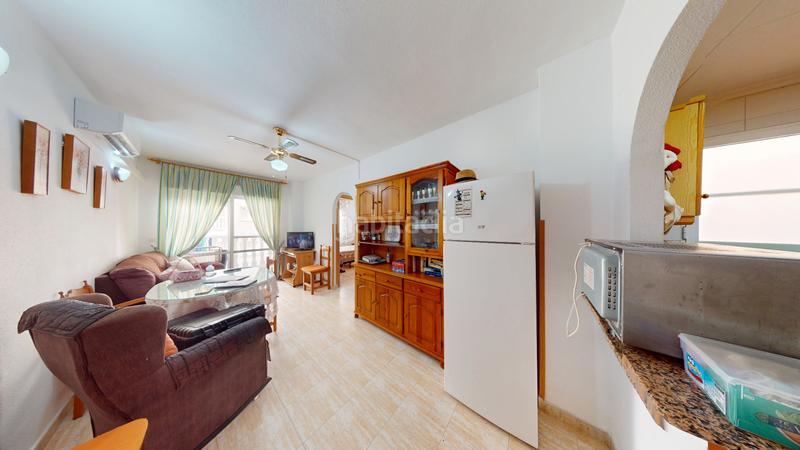Foto 868f2faf-a3b7-4795-9dd6-507c6548e7d4. Piso  en venta en calle san pascual en Antonio Machado Torrevieja