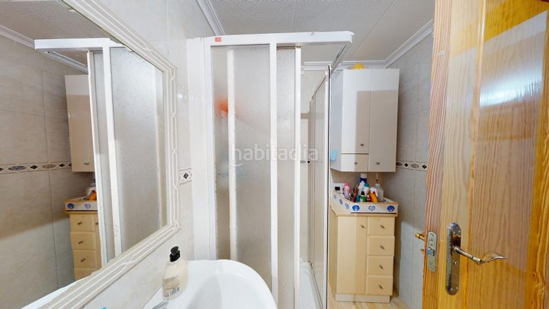 Foto acc0e882-6e93-49df-a789-a51b0a7000a0. Piso  en venta en calle san pascual en Antonio Machado Torrevieja