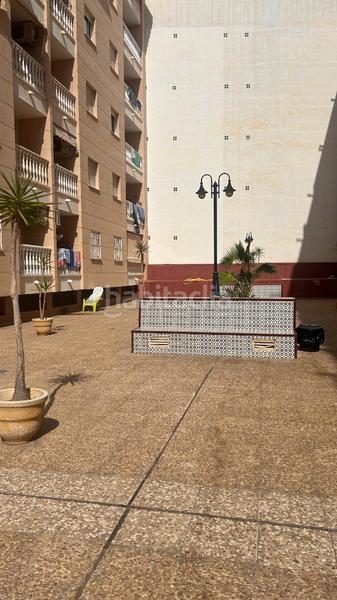 Foto ad09354f-c385-4a61-b104-f60033ed124c. Piso  en venta en calle san pascual en Antonio Machado Torrevieja