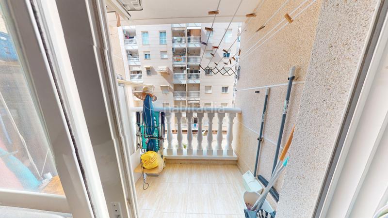 Foto b4bb7af4-5be1-449a-95b5-3ecf354b2341. Piso  en venta en calle san pascual en Antonio Machado Torrevieja