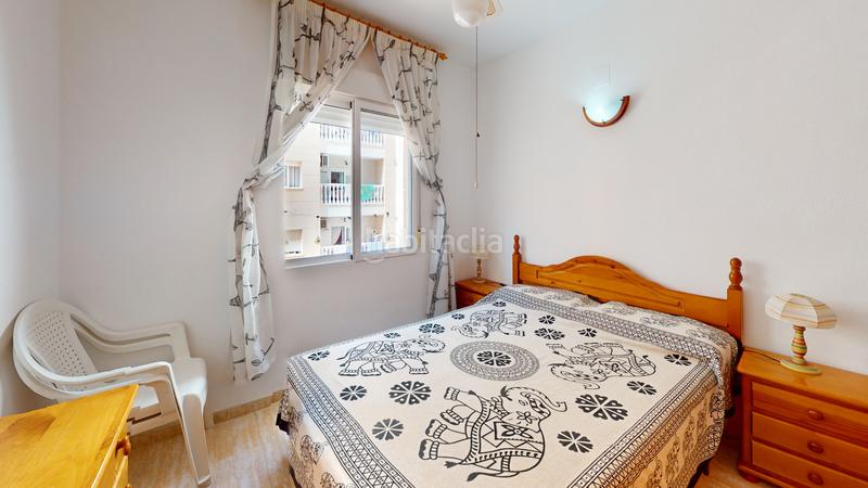 Foto db2d7c64-32b9-447c-9a61-00f79803890e. Piso  en venta en calle san pascual en Antonio Machado Torrevieja