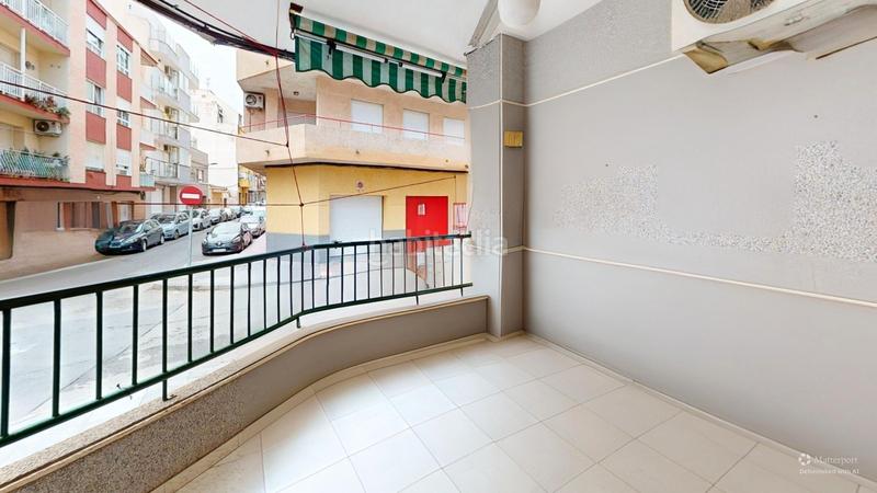 Foto 2751a493-c899-4337-b47a-cd1c31ec4bdd. Piso ¡ piso a 200 metros del mar ! en Las Piscinas Naturales Torrevieja