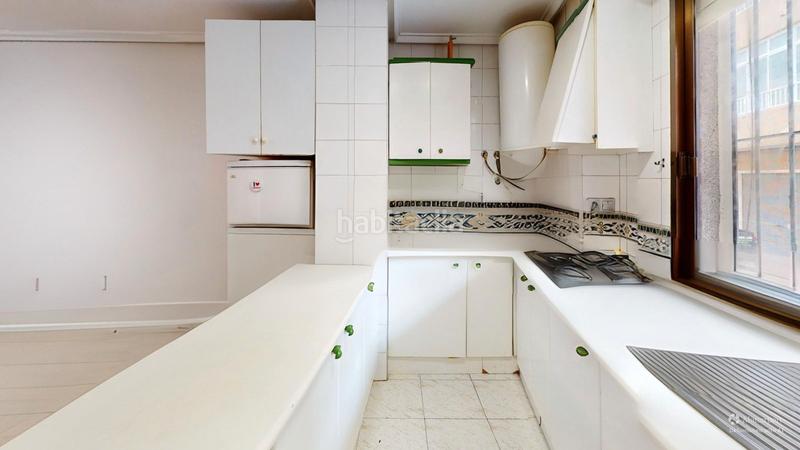 Foto 412ff9be-3f74-4045-a02a-fb15b55bf140. Piso ¡ piso a 200 metros del mar ! en Las Piscinas Naturales Torrevieja