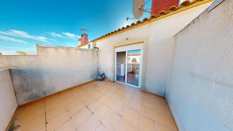 Foto 41323d37-5597-4518-a776-3d27dbd5fa3f. Casa aparellada amb xemeneia aparcament piscina a Orihuela