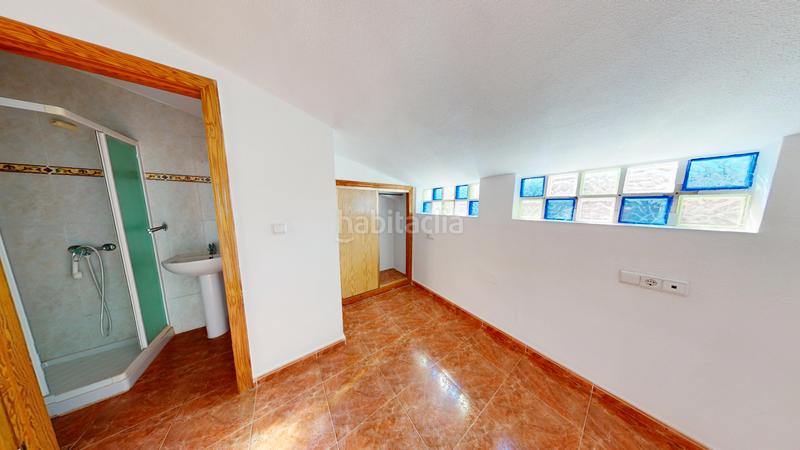 Foto b8c8d1f0-2056-4bce-acbf-cbf637b08c0d. Casa pareada en Playa Flamenca Orihuela