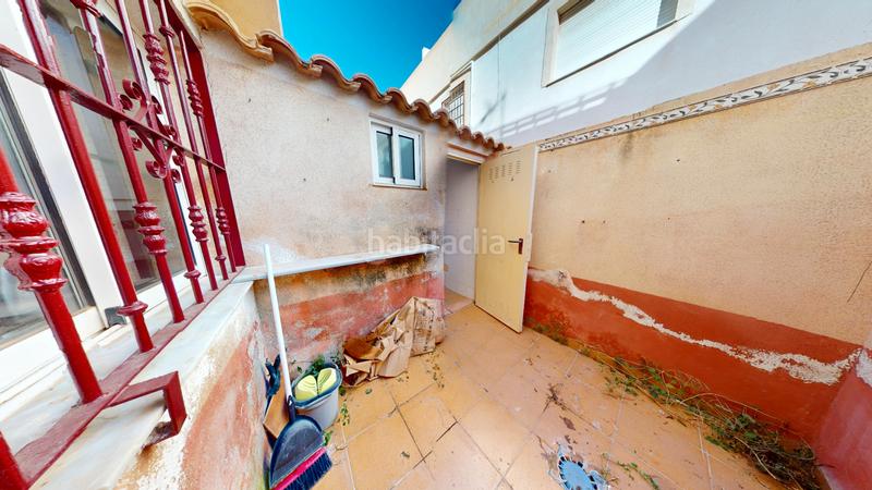 Foto b461e20c-687b-45c1-8d1b-a17690f4130e. Towny house with fireplace parking pool in Playa Flamenca Orihuela