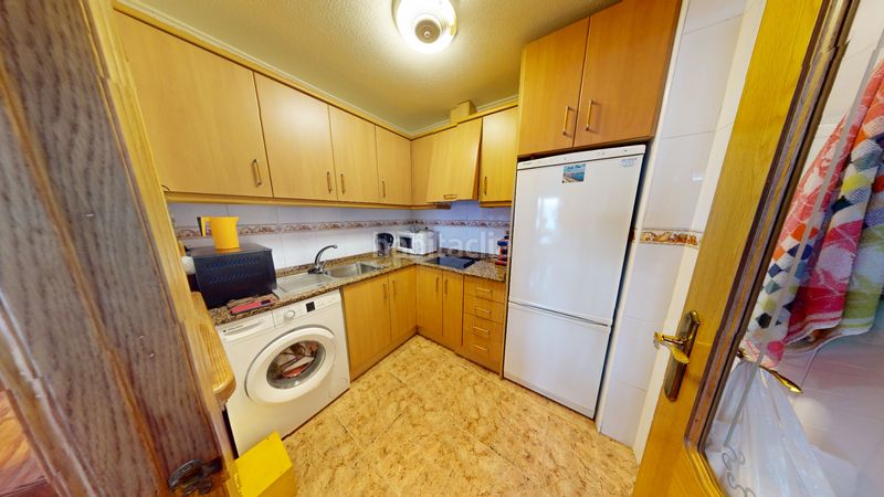 Foto 128d95f9-5d06-47c2-a646-2a8085d6307b. Piso  en venta en calle zoa en Las Piscinas Naturales Torrevieja