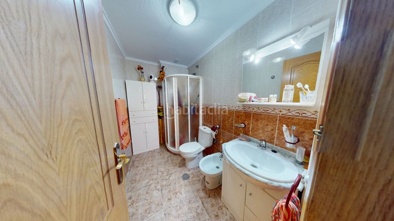 Foto 3c7973d6-313b-4b77-94fa-6de9db8b4694. Piso  en venta en calle zoa en Las Piscinas Naturales Torrevieja