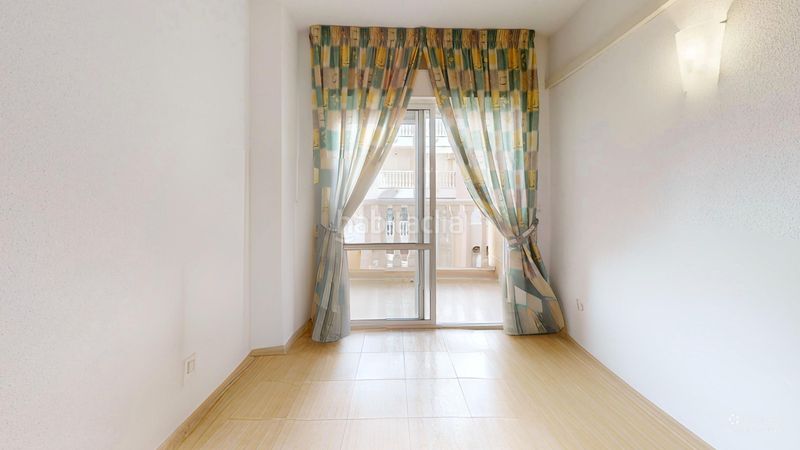 Foto 5ca9dbc0-1326-43bd-903c-e522ae9c4b16. Pis amb piscina a Antonio Machado Torrevieja