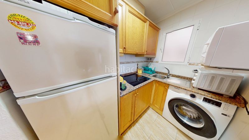 Foto 6a185994-3d2c-4fe3-a833-f7373702423a. Pis amb piscina a Antonio Machado Torrevieja