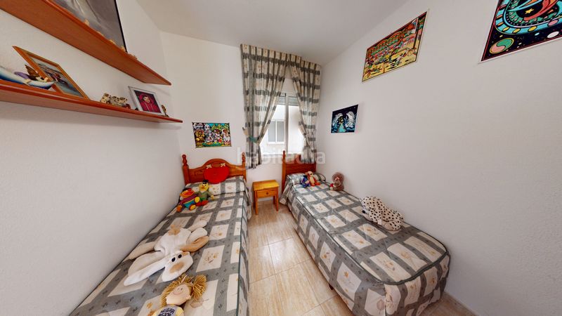 Foto fb018585-23d2-43f2-a8c6-2e4e8c7de17f. Pis amb piscina a Antonio Machado Torrevieja