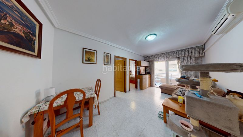Foto af702be0-1bc3-4534-b4b8-05f51ea1610c. Piso en Antonio Machado Torrevieja
