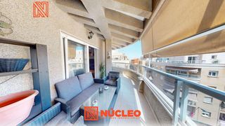 Àtic  Calle moriones. ¡60 metros de terraza en esquina! habitaciones: 3 ?? baños: 2 ?