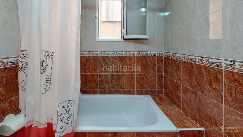 Foto 39c752b2-edcb-4b98-a6f4-56b8aa3c5b2d. Pis amb calefacció piscina a Antonio Machado Torrevieja