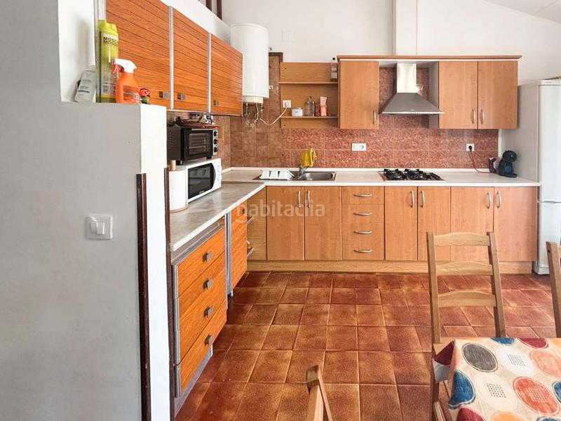 Foto 4047e932-0ee6-4a7e-b38c-d61977118073. Casa  independiente con jardín privado en Riells Escala (L´)