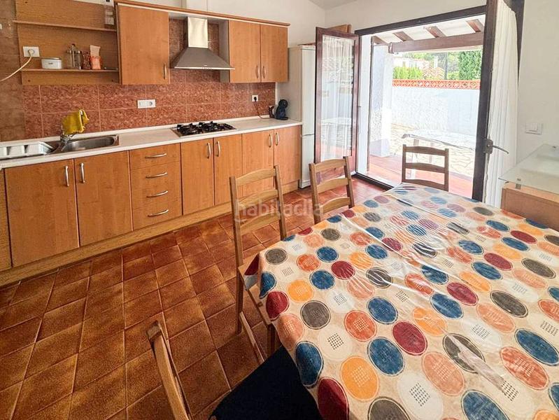 Foto ca8ad4c8-7aec-449b-8845-db7348dbc40f. Casa  independiente con jardín privado en Riells Escala (L´)