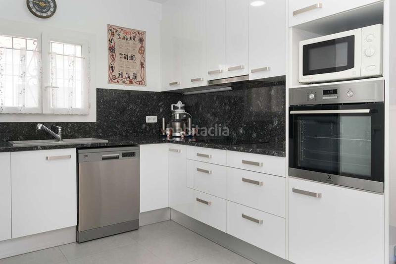 Foto 23357d29-a5a0-4a05-8e8a-65c779d1a795. Xalet amb aparcament piscina a Riells Escala (L´)