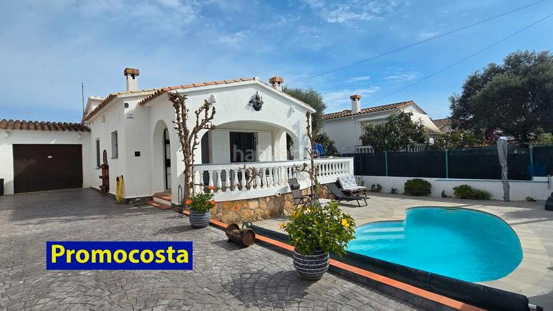 Foto b477a8d3-9437-49f3-96bb-ee3c60285d8a. Xalet amb aparcament piscina a Riells Escala (L´)