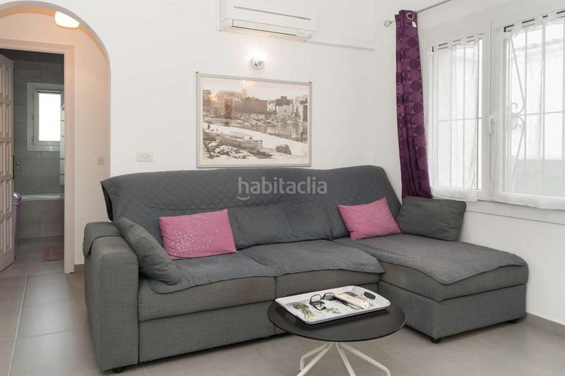 Foto c1e6a763-902c-4b75-85c6-f6d22c85aa66. Xalet amb aparcament piscina a Riells Escala (L´)