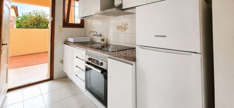 Foto cb363858-8412-4375-a413-c435a6c704cb. Casa adossada amb aparcament piscina a Riells Escala (L´)