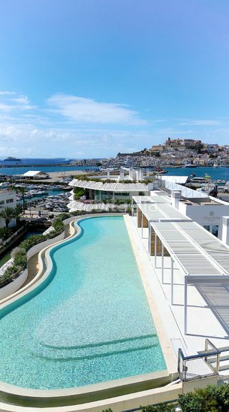 Foto 2e83d56a-1327-48d0-882f-83a735e84b31. Etagenwohnung 593m<sup>2</sup> in passeig joan carles i 9 in Marina Botafoc-Talamanca Ibiza