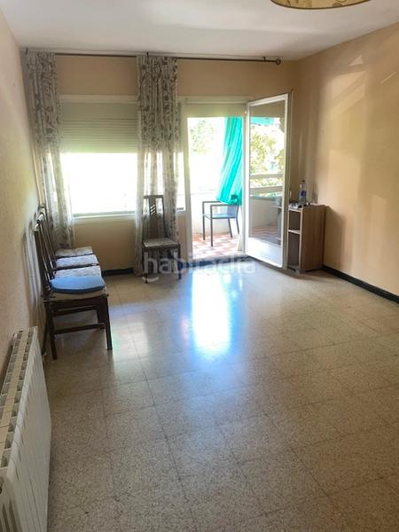 Foto 3f323994-5f9a-4d86-805d-70e546eee3ff. Pis amb calefacció a Lloreda Badalona