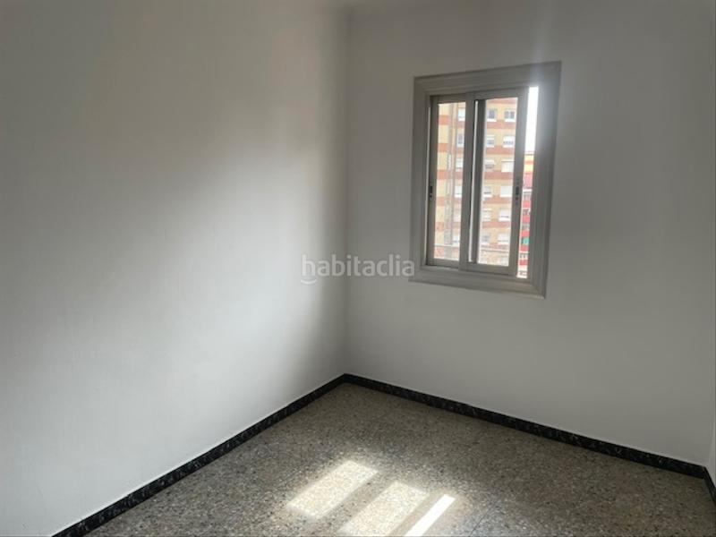 Foto f41cedee-cf67-4721-bb8c-063e73b55a43. Appartamento in Llefià Badalona