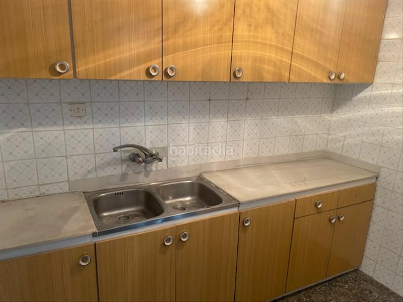 Foto 90ff3ca9-cea9-42a6-8d77-9d069bd9859e. Appartement dans Llefià Badalona