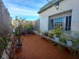Pis  Carrer d'isaac albéniz. Oportunidad de ático con terraza junto a av. caritg y av. llored