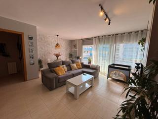 Appartement  Carrer d'estribord. Fincas vázquez les presenta este espectacular piso en una de las