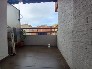 Appartement  Carrer del doctor robert. ¡fántastico piso soleado junto avinguda bufalá de 2 habitaciones