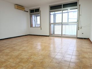 Pis  Carrer de la selva. Oportunidad unica