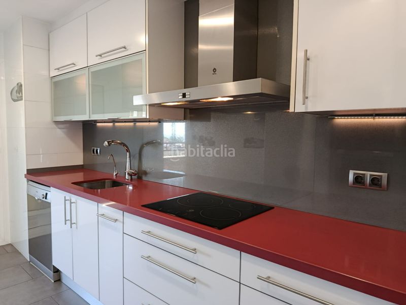Foto 0261574c-f1b4-47fd-a4df-c06bc32b51a1. Piso en Morera Badalona