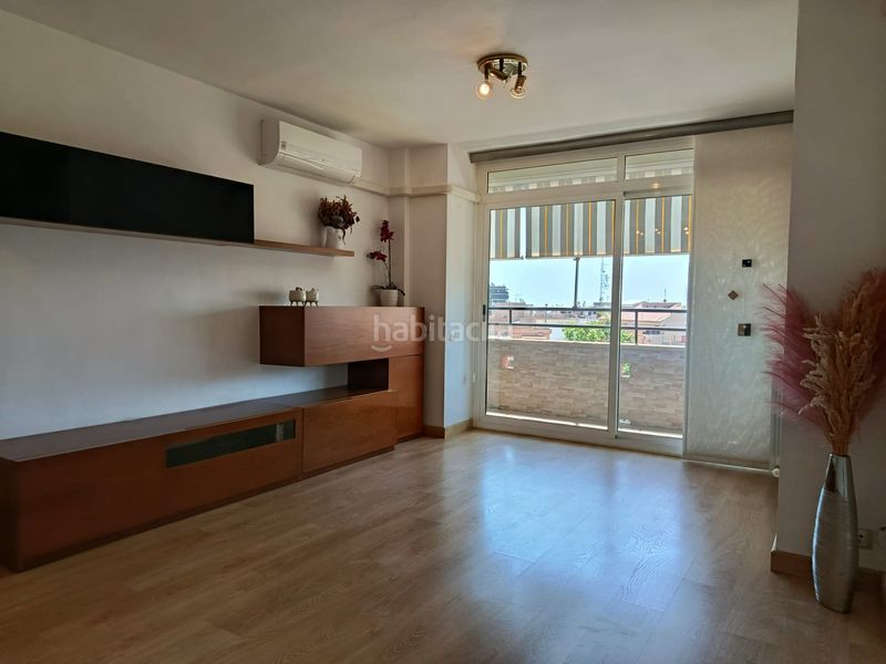 Foto 47cad7f0-5d9a-4b3a-9da3-c4dfd4254945. Piso en Morera Badalona
